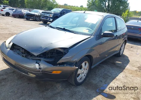 2002 Ford Focus Zx3 from USA, damaged, VIN 3FAFP31342R140657